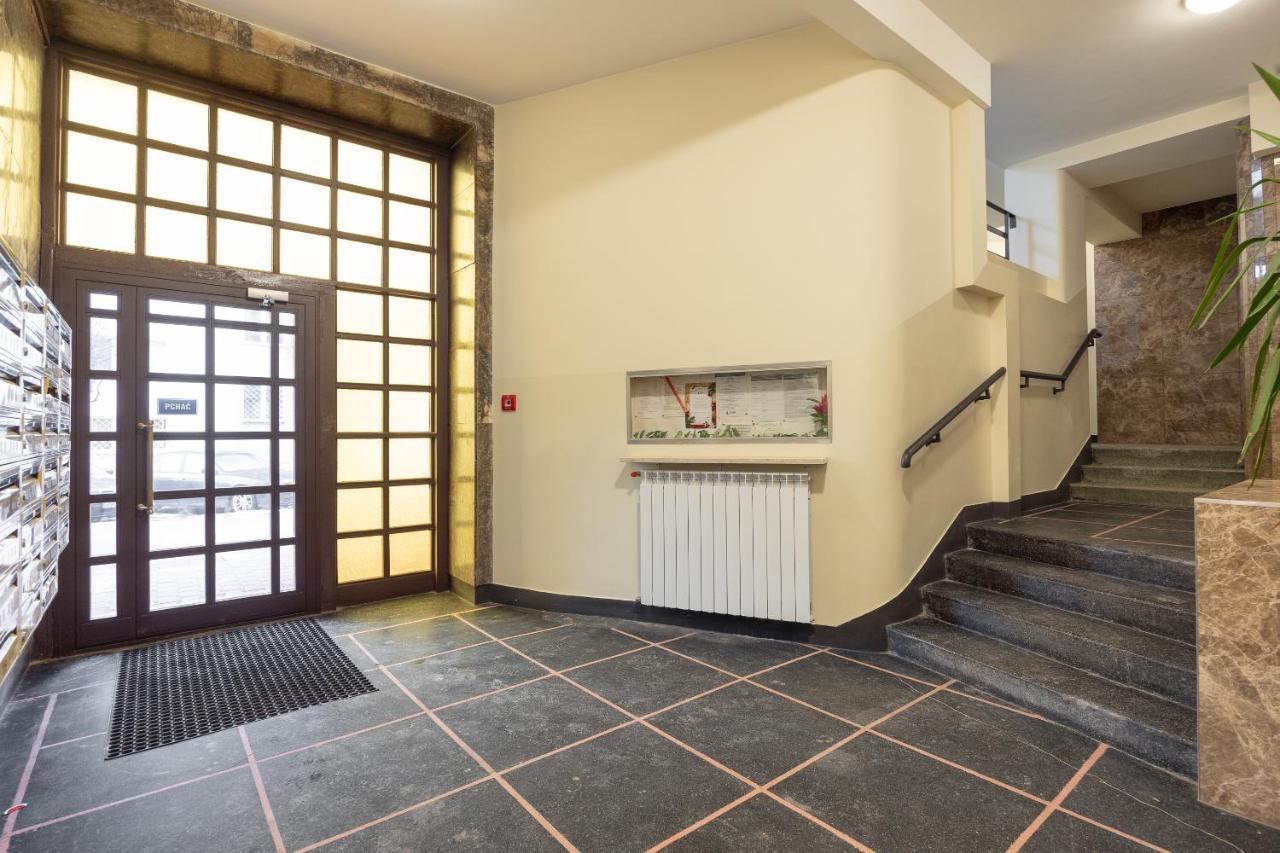 Orange Mirror Fantasious Apartament ワルシャワ エクステリア 写真