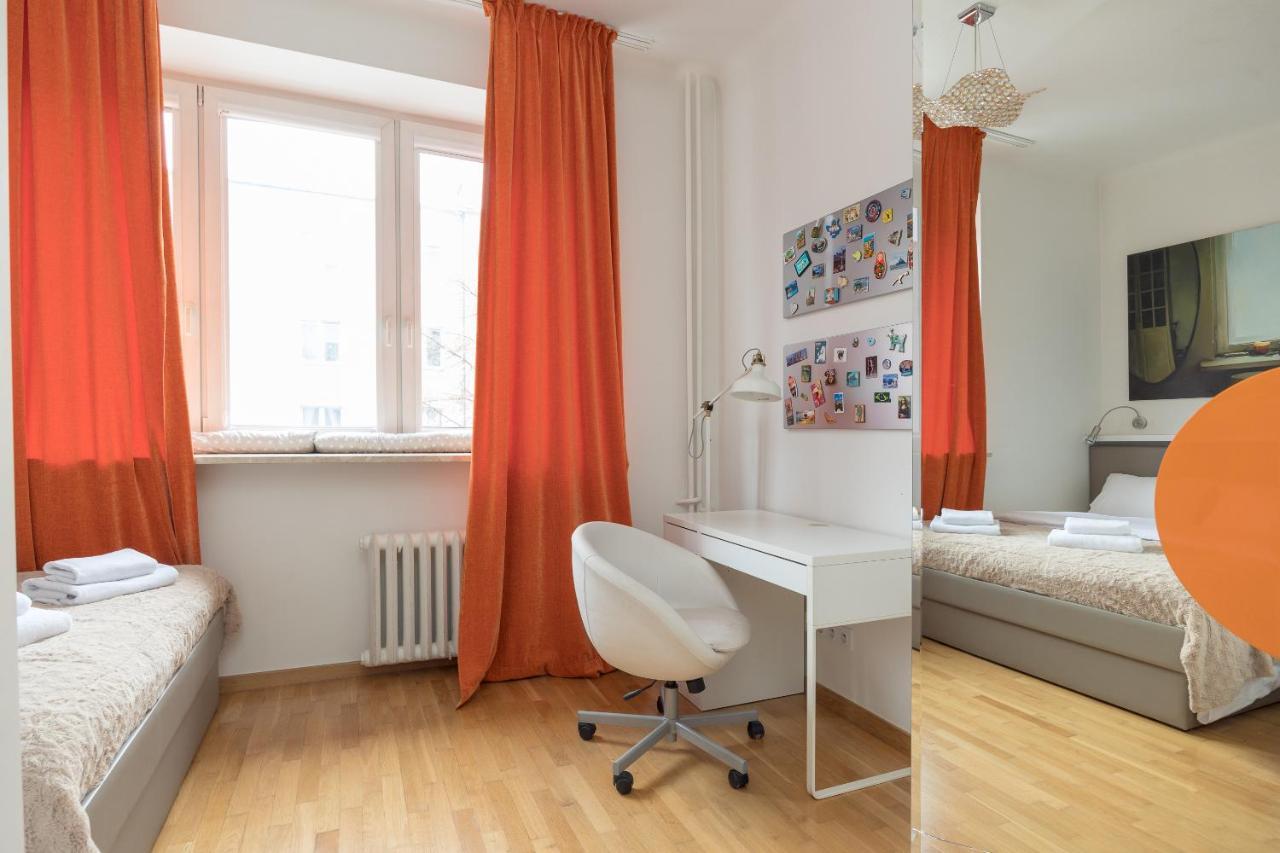 Orange Mirror Fantasious Apartament ワルシャワ エクステリア 写真