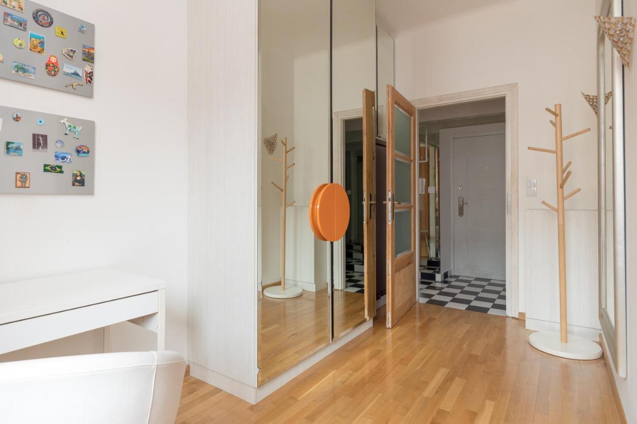 Orange Mirror Fantasious Apartament ワルシャワ エクステリア 写真