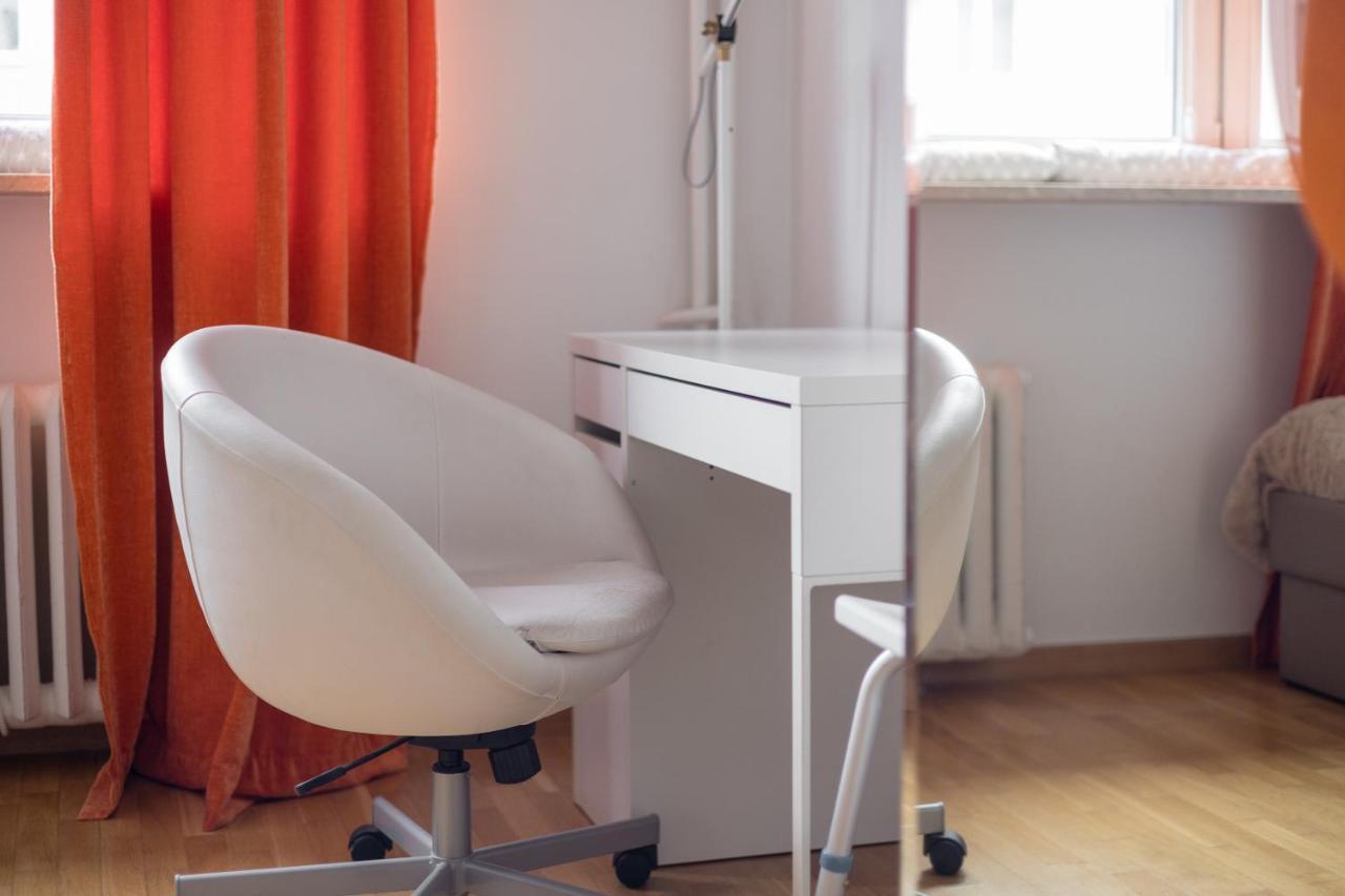 Orange Mirror Fantasious Apartament ワルシャワ エクステリア 写真